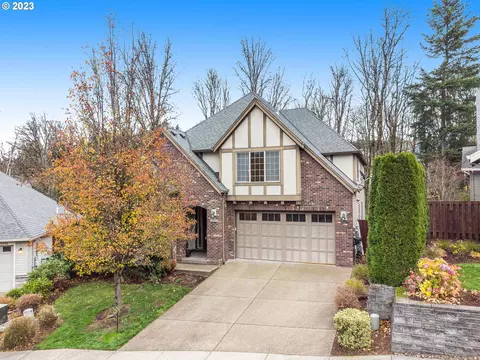 9410 SE Lincoln Heights Cir, Happy Valley, OR 97086