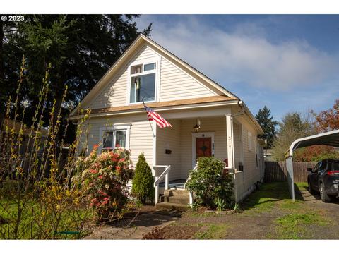 317 S 3rd St, Cottage Grove, OR 97424
