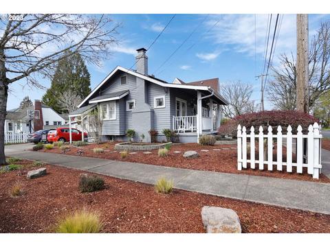 1705 17th St, Salem, OR 97301