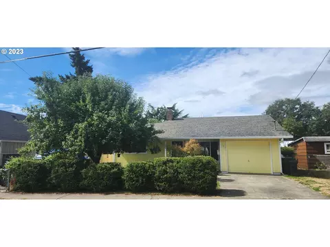 395 N 6th St, Saint Helens, OR 97051