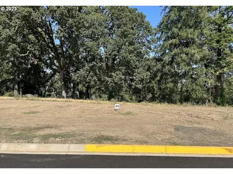 3106 NW Pinehurst Dr #49, Mcminnville, OR 97128