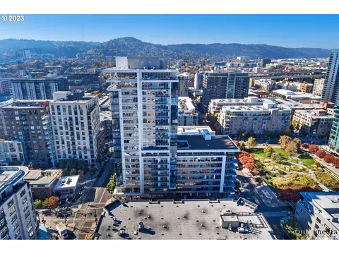 1001 NW Lovejoy St #1212, Portland, OR 97209