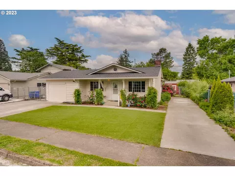 925 SE 224th Ave, Gresham, OR 97030