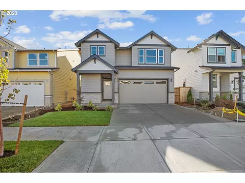 10660 SE Leopard Ln, Happy Valley, OR 97086