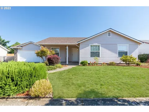 431 Violet St, Lebanon, OR 97355