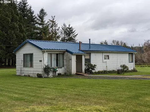 28505 Andy Riggs Rd, Grand Ronde, OR 97347