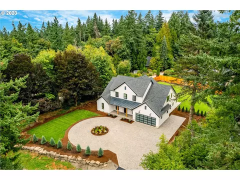 7704 NW Skyline Blvd, Portland, OR 97229