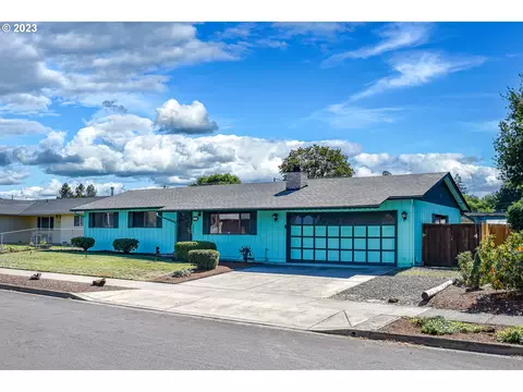 1271 T St, Springfield, OR 97477