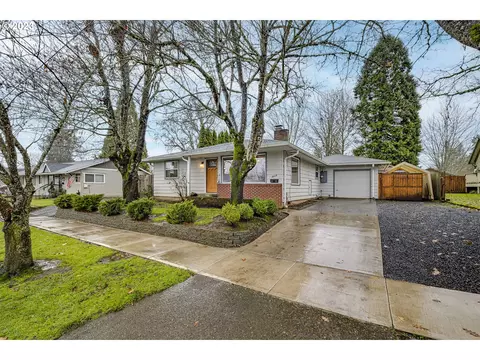 1823 Cedar St, Forest Grove, OR 97116