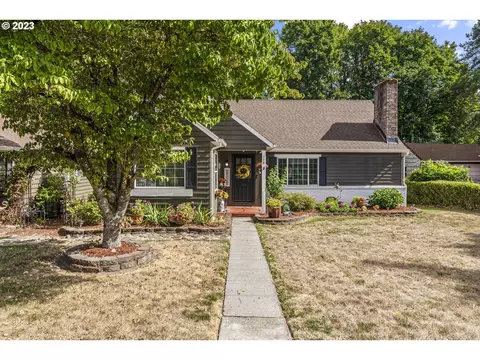 178 Cowlitz, Kelso, WA 98626
