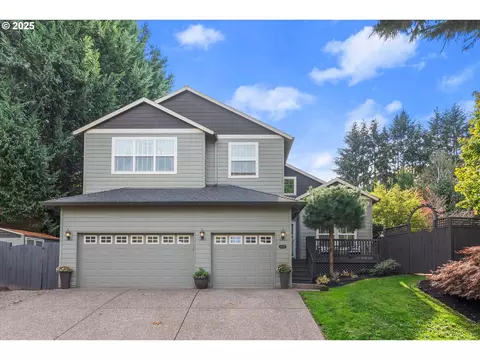10420 SW Amanda Ct, Tigard, OR 97224