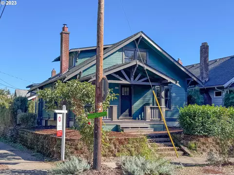 2704 SE 43rd Ave, Portland, OR 97206