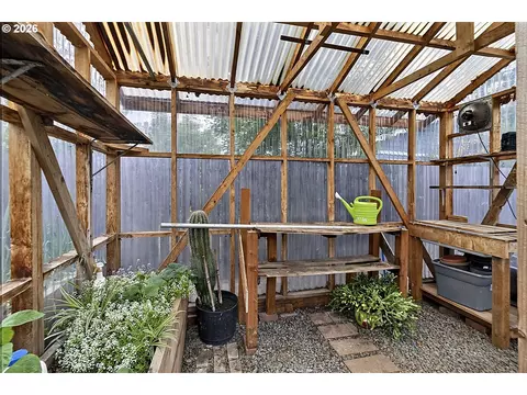 Other - 2460 Debra Dr, Springfield, OR 97477 photo 9 of 10