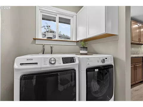 Other - 2460 Debra Dr, Springfield, OR 97477 photo 4 of 10