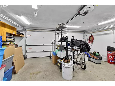 Other - 2460 Debra Dr, Springfield, OR 97477 photo 7 of 10