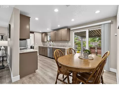 Other - 2460 Debra Dr, Springfield, OR 97477 photo 3 of 10