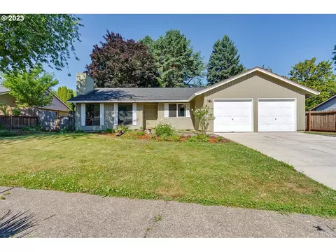 9755 SW Robbins Dr, Beaverton, OR 97008