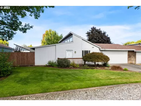 13804 NW 11th Ave, Vancouver, WA 98685