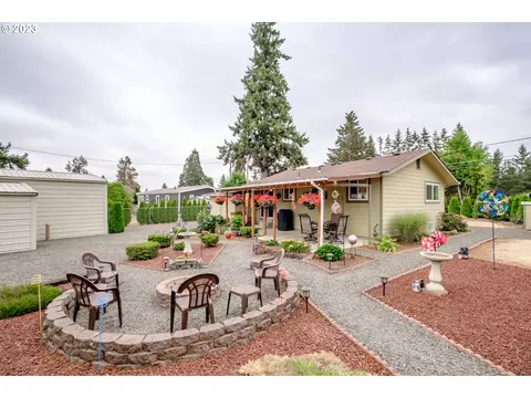 8445 Aumsville Hwy, Salem, OR 97301