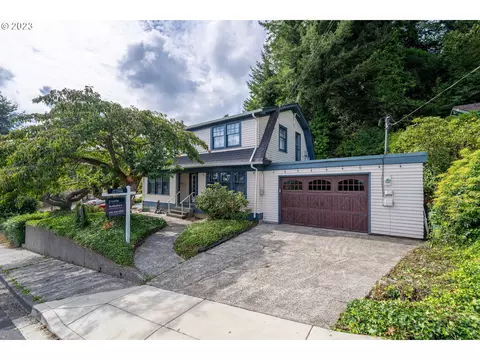 345 N 5th St, Coos Bay, OR 97420