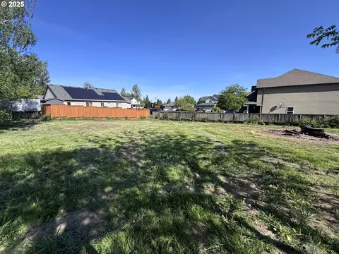 0 SE Sweetbriar Rd #1, Troutdale, OR 97060