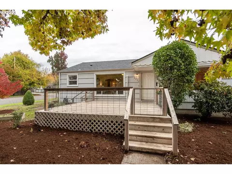 2707 Alder St, Eugene, OR 97405