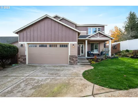 10500 NW 10th Pl, Vancouver, WA 98685