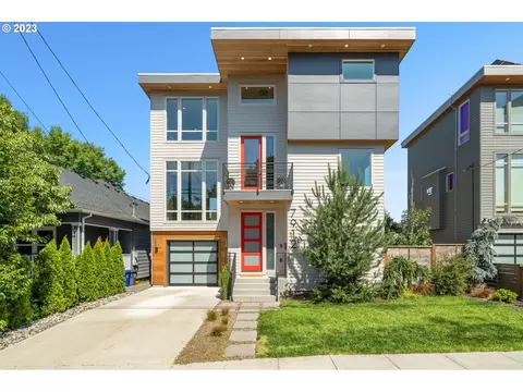 7912 N Burrage Ave, Portland, OR 97217