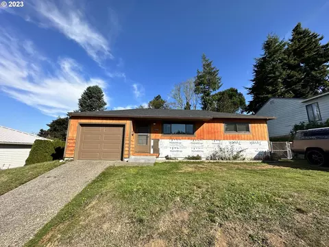 1704 Juniper Ave, Coos Bay, OR 97420