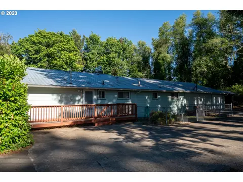 1120 NE Wagon Rd, Toledo, OR 97391