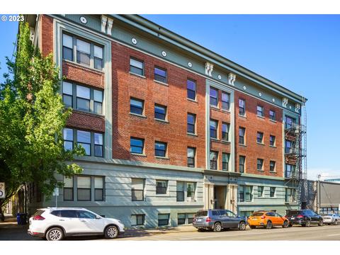 1631 NW Everett St #206, Portland, OR 97209