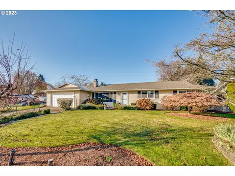 6804 NE 63rd Ave, Vancouver, WA 98661