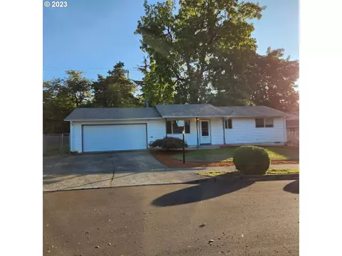 20732 SE Main Dr, Gresham, OR 97030