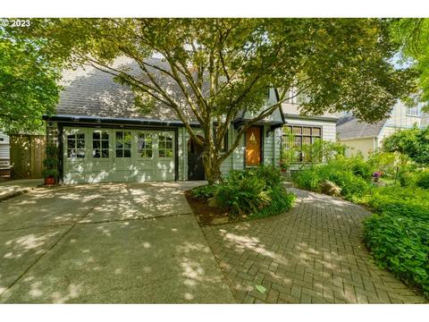 718 SE Peacock Ln, Portland, OR 97214
