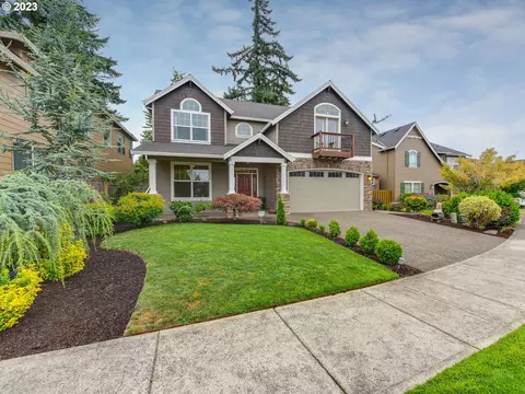 14546 Walnut Grove Way, Oregon City, OR 97045