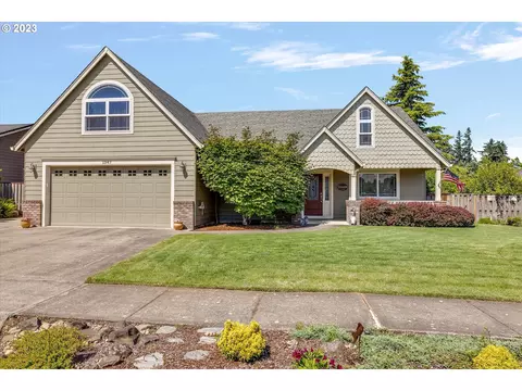 1347 N Grant St, Canby, OR 97013