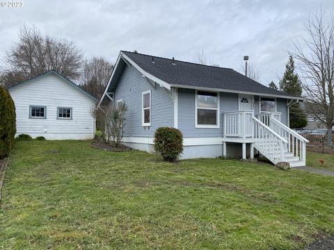 251 E Third Ave, Sutherlin, OR 97479 photo 1