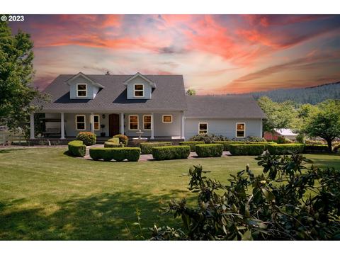 5286 Valley Creek Ln, Silverton, OR 97381