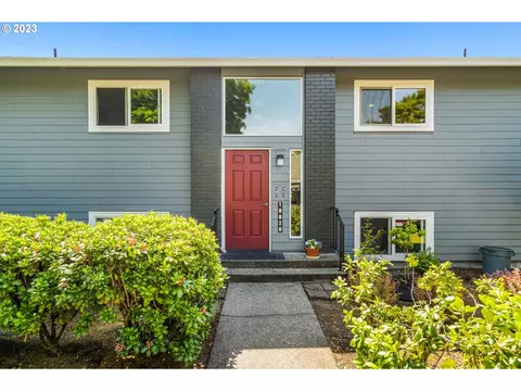 10820 SW Meadowbrook Dr #63, Portland, OR 97224