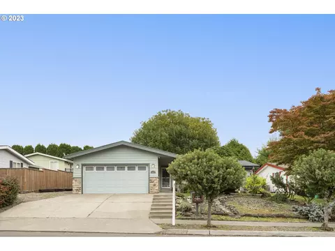 1662 SE Cedar Creek Pl, Gresham, OR 97080