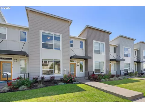 6938 SE Blanton St, Hillsboro, OR 97123