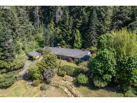 1700 Illinois St, Coos Bay, OR 97420
