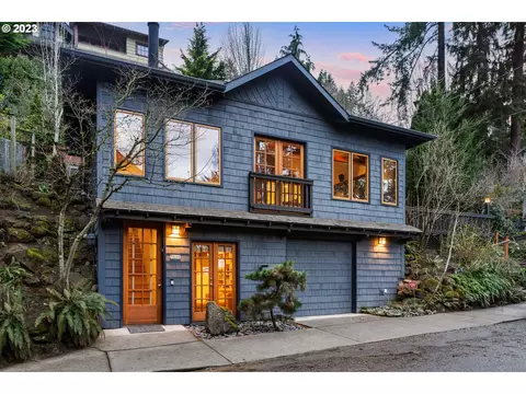 3666 NW Gordon St, Portland, OR 97210