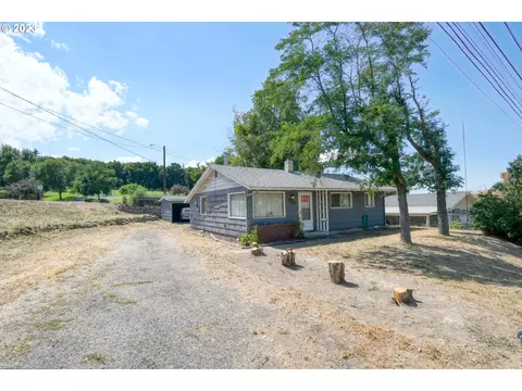721 SW 22nd St, Pendleton, OR 97801
