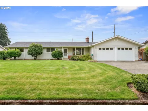 2075 Otto St, Springfield, OR 97477
