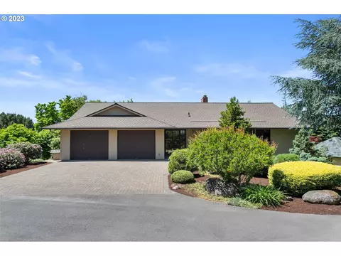9544 SE Clatsop St, Happy Valley, OR 97086