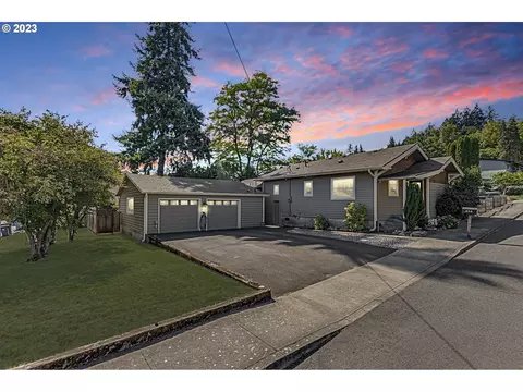 414 NW 16th Ave, Camas, WA 98607