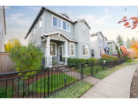 264 NE Idyl Way, Hillsboro, OR 97124