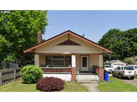 444 NE Holland St, Portland, OR 97211