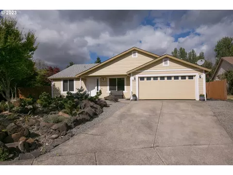 805 NW 17th Cir, Battle Ground, WA 98604